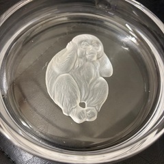 未使用 HoyaCrystal アートエングレービングシリーズ 猿のレリーフ3皿の画像