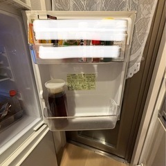 【2/16or2/17限定】シャープ　冷蔵庫　　137Lの画像