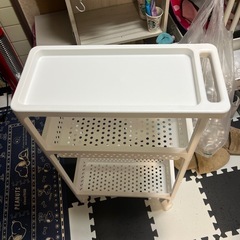 ニトリのスリムワゴンの画像