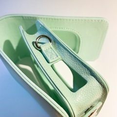 新品instax miniLiPlay+専用ケース ストラップ付 ミントグリーンの画像