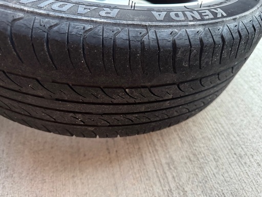 ダイハツ　タントLA600純正ホイールタイヤ付き