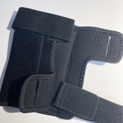 【新品・未使用】上腕二頭筋 サポーター 圧縮スリーブ 筋トレの画像