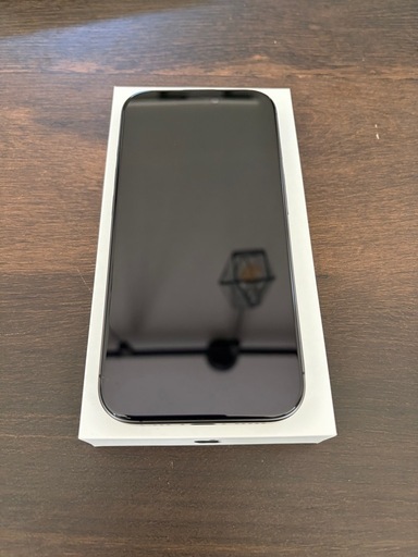 iPhone17 256GB ブラック SIMフリー バッテリー100% 美品 ガラスフィルム付