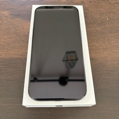 iPhone17 128GB ブラック SIMフリー バッテリー100% 美品 ガラスフィルム付の画像