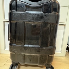 スーツケース 機内持ち込み可能の画像