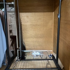 ハンガーラックの画像