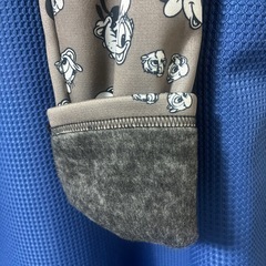 新品‼️ディズニーキャラ柄‼️裏起毛でぬくぬくインナー‼️レディースM‼️
の画像