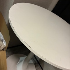 机と椅子　の画像