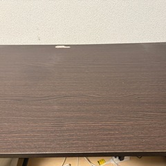 棚付きデスクの画像