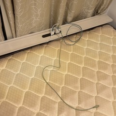 譲ります セミダブルベッド＋マットレスの画像