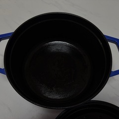 STAUB ホーロー鍋 22cm ブルーベリー　正規品の画像