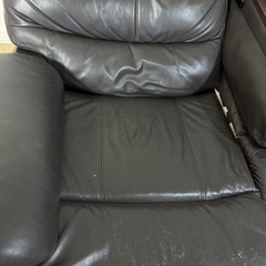 【引っ越しのためお譲り 】牛皮3人掛けソファ　　の画像