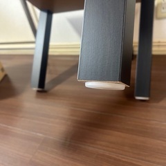 IKEAサイドテーブル黒の画像