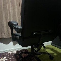 パソコンチェアの画像