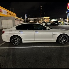 BMW 523D (F10)の画像