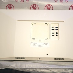 27型4Kモニターとモニターアームの画像