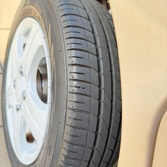 美品4本セット13インチタイヤ
の画像