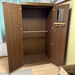 洋服タンスの画像