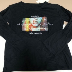 長袖シャツ　2枚セットの画像