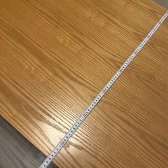 ダイニングテーブルの画像