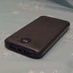 モバイルバッテリー 02の画像