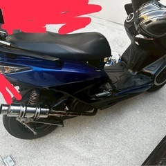 シグナス3型とv125g交換
の画像