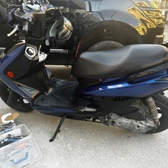 シグナス3型とv125g交換
の画像