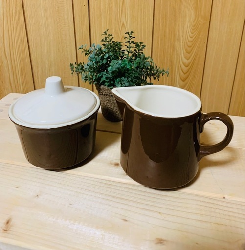 ☆USA砂糖入れとミルクポット☆2点セット (メイ) てだこ浦西の食器
