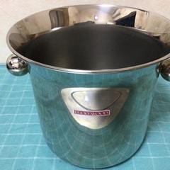 LUCKY WOOOD製のワインクーラーの画像