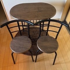 値下げ可能　
ダイニングテーブルの画像