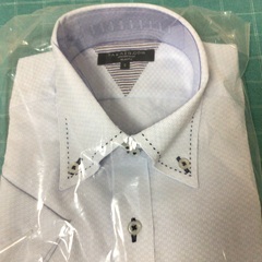 TAKA-Q 製のボタンダウンYシャツの半袖２点(青）の画像