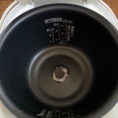 炊飯器　5.5合炊きの画像