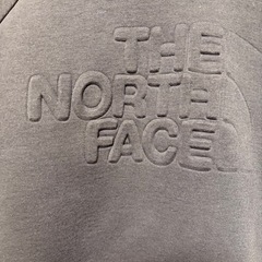 ノースフェイスパーカーの画像