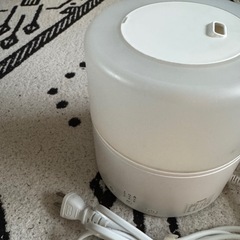 ニトリのアロマオイル対応超音波加湿器の画像