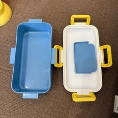 ミニオン 弁当箱　水筒の画像