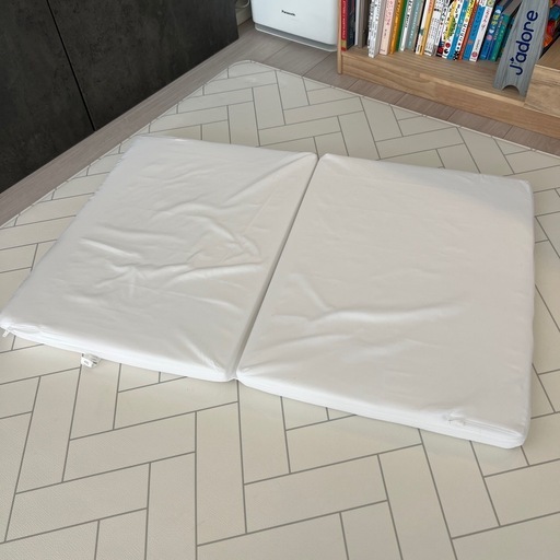 【美品】Aprica ココネルエアーAB　ホワイトベージュ