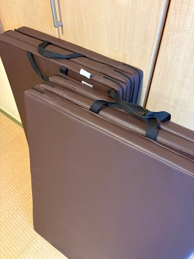 FIELDOOR 折りたたみ プレイマット ベビーマット スポーツマット 三つ折り 取っ手付 防音 防振 厚手 赤ちゃん 運動 ストレッチ エクササイズ トレーニング 車中泊 自宅