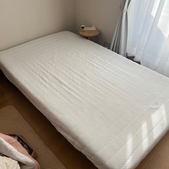 【セット販売】ベットフレーム&マットレス　セミダブルの画像