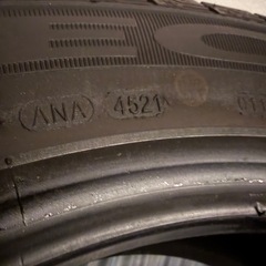 最終値下げです　スタッドレスタイヤ　美品の画像