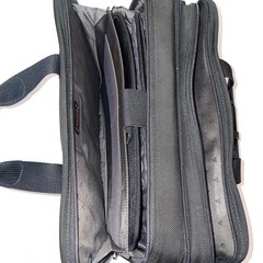 TUMI 美品　ビジネスバッグ［26141D4］の画像