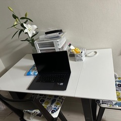 テーブルセットの画像