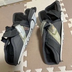 レガース　膝当て　アイスホッケーの画像