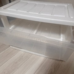 衣装ケースの画像