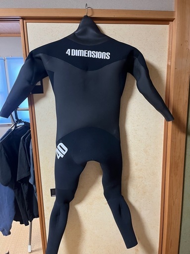 新品 4Dウェットスーツ5x3 (ct) 清水のマリンスポーツの中古あげます