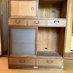 レトロ家具　古い棚の画像
