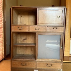 レトロ家具　古い棚の画像