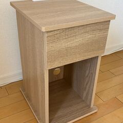 ＜美品＞サイドテーブル ナイトテーブル ぼん家具 の画像
