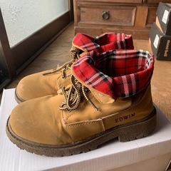 EDWINブーツの画像