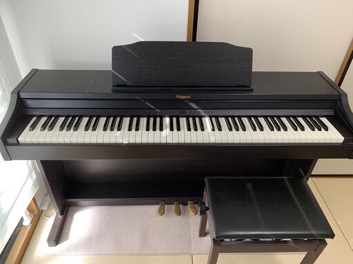 Roland RP401R 電子ピアノ 引取り希望 引越のため2月中希望】Roland電子ピアノ（RP401R）をお譲りします