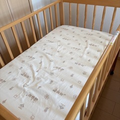 ベビーベッドの画像